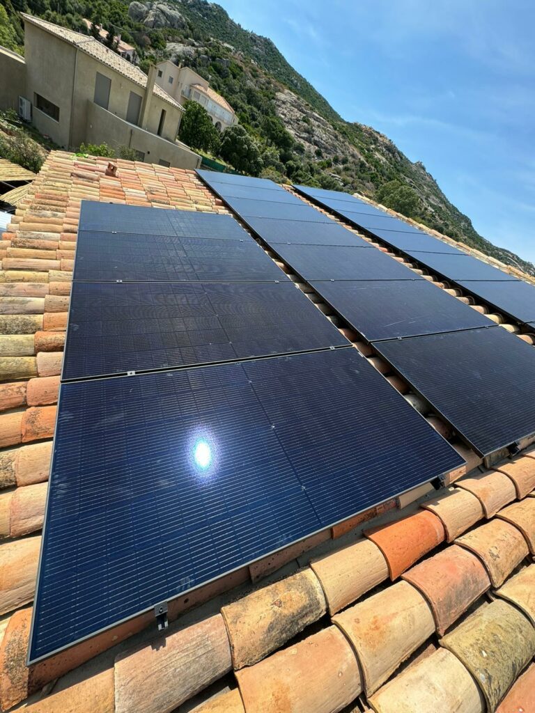 Quel est le prix pour installer des panneaux solaires en Corse