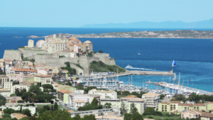 Panneaux photovoltaïques en Corse bénéficiant de subventions